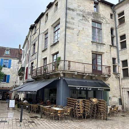 Plein Coeur Du Centre Historique De Perigueux . Apartment Luaran gambar