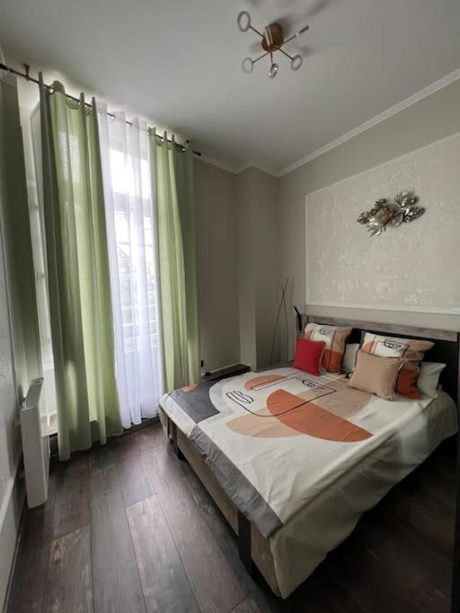 Plein Coeur Du Centre Historique De Perigueux . Apartment Luaran gambar